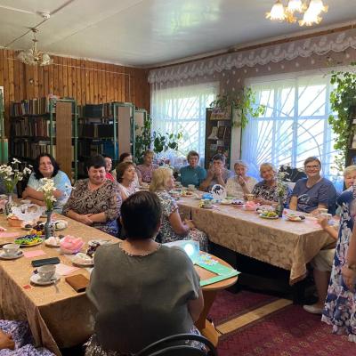 День семьи, любви и верности в Клубе Золотого возраста в с. Угра