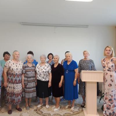 Поэтическую встречу «Все начинается с любви»