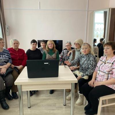 Онлайн – занятие в клубе «Золотого возраста» по финансовой грамотности для старшего поколения.