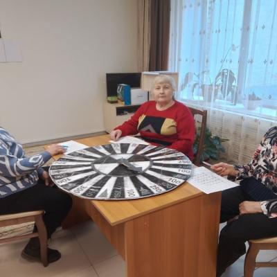 Интеллектуальную игра «Поле чудес»