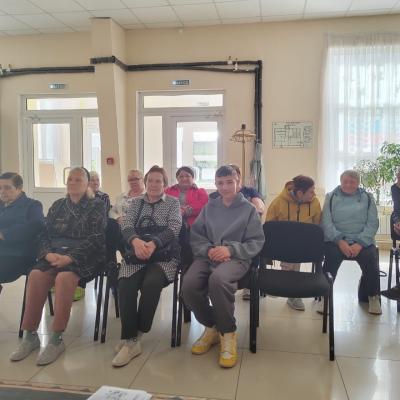 Состоялась встреча с  жителями Нового села Вяземского района.
