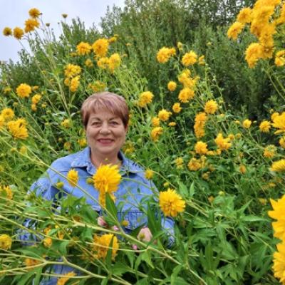 Клуб «Активное долголетие. Вязьма»  Фотоконкурс «Цветочная фантазия»