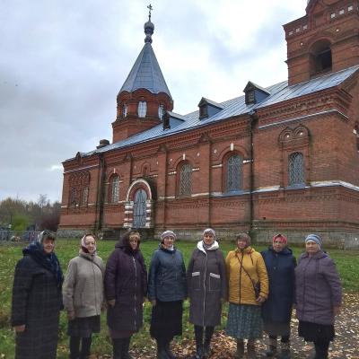 Экскурсионная поездка в д. Дуброво.