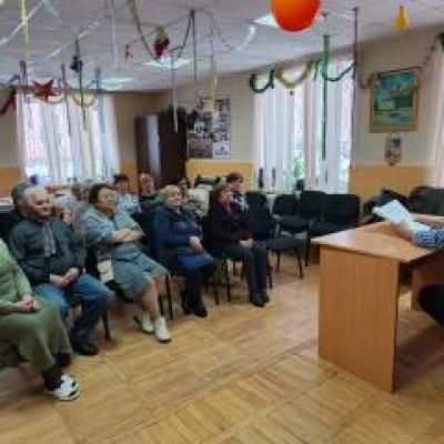 Поэтический вечер с Алексеем Ванюшенковым «Вечер поэтического настроения»