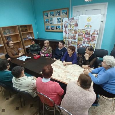 Вяземский КЦСОН Клуб «Активное долголетие. Вязьма»   Беседа психолога «С детьми и внуками на равных»