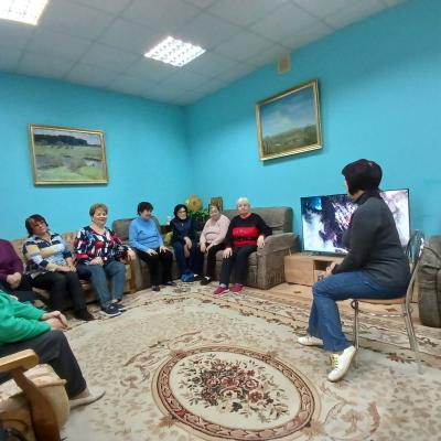 Клуб «Активное долголетие. Вязьма» Информационная беседа «Россия - Беларусь»