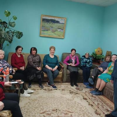 Клуб «Активное долголетие. Вязьма» Школа безопасности  Встреча с пожарниками