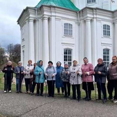 Клуб «Активное долголетие. Вязьма» Скандинавская ходьба. Ходим по набережной