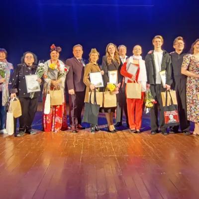 Активное долголетие. Вязьма.  Посещение концерта  Московского академического театра сатиры