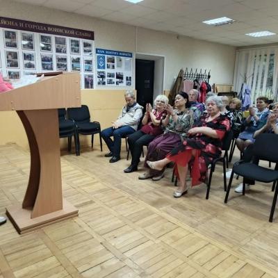 Встреча с душой и временем: Лариса Ермолаевна поделилась стихами и воспоминаниями