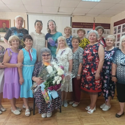 Кино, слезы радости и трогательные поздравления