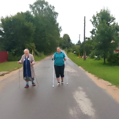 Скандинавская ходьба в июле
