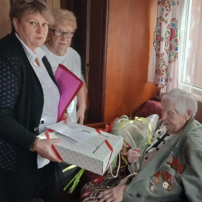 95-летний юбилей отметила труженица тыла Титова Галина Владимировна